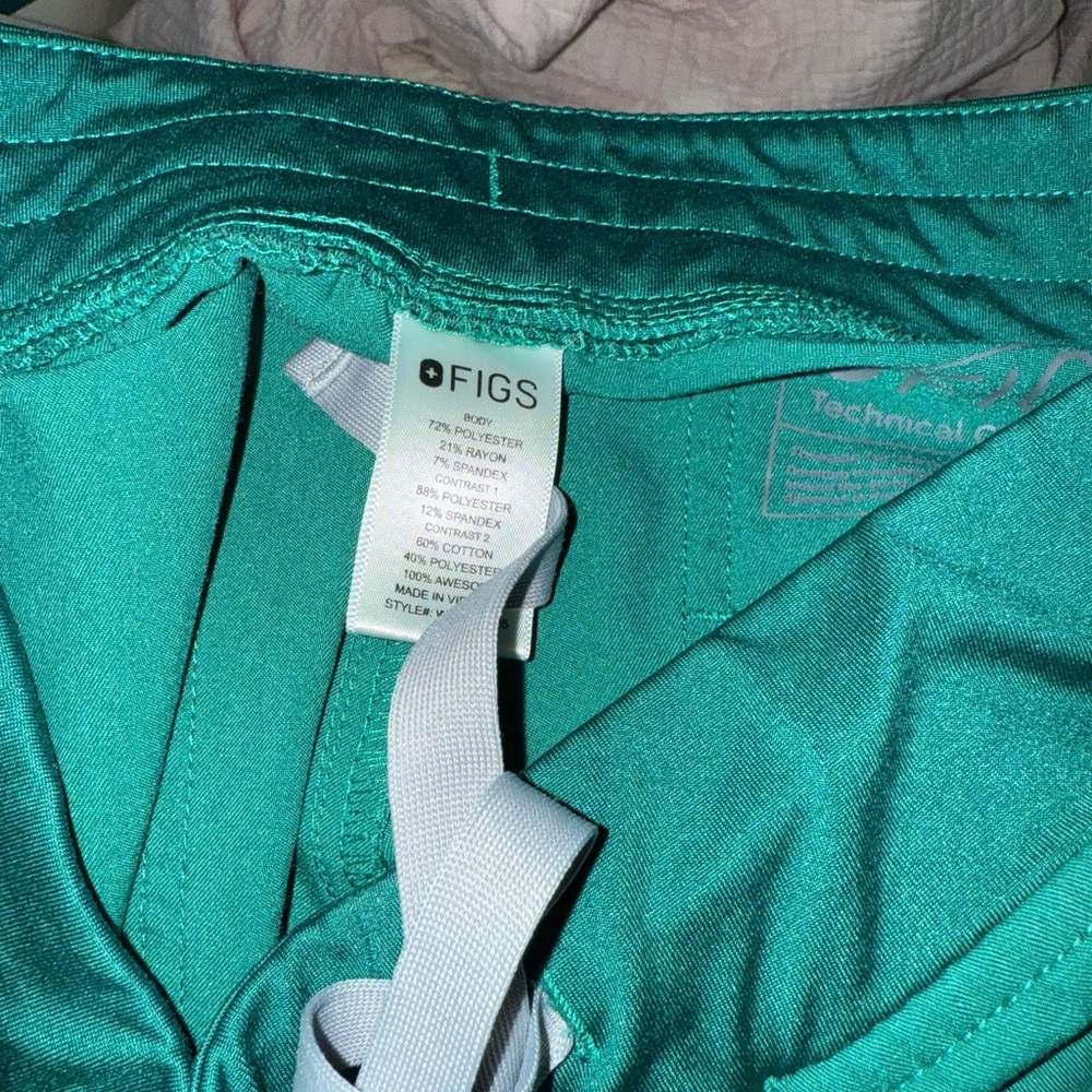 High Waisted Zamora Jogger Scrub Pants,Hunter green , size S - Picture 7 of 8